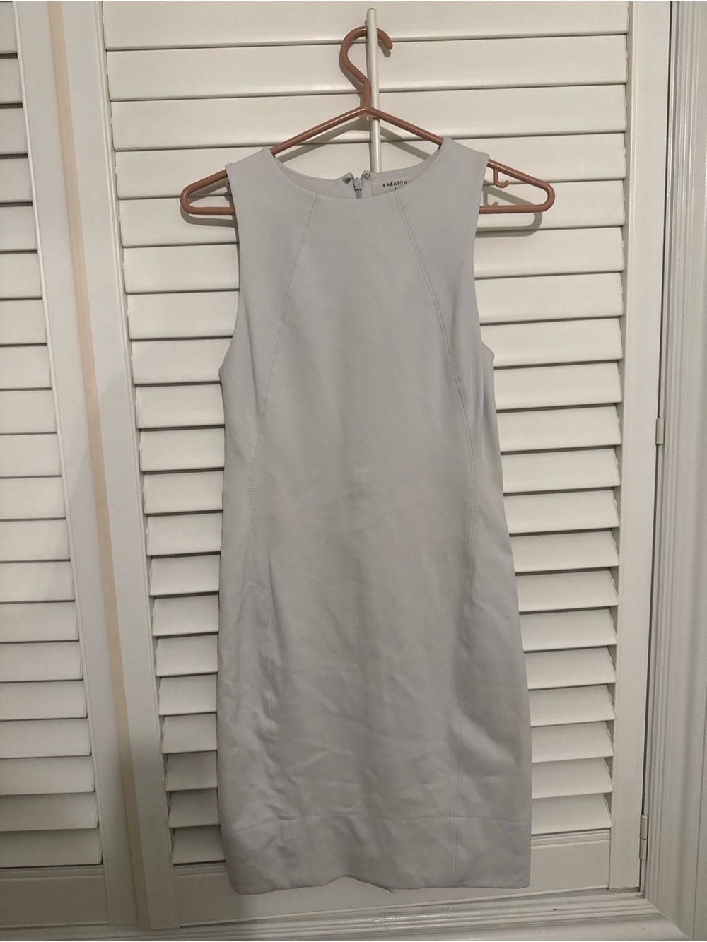Babaton Light Gray Sleeveless Shift Dress
